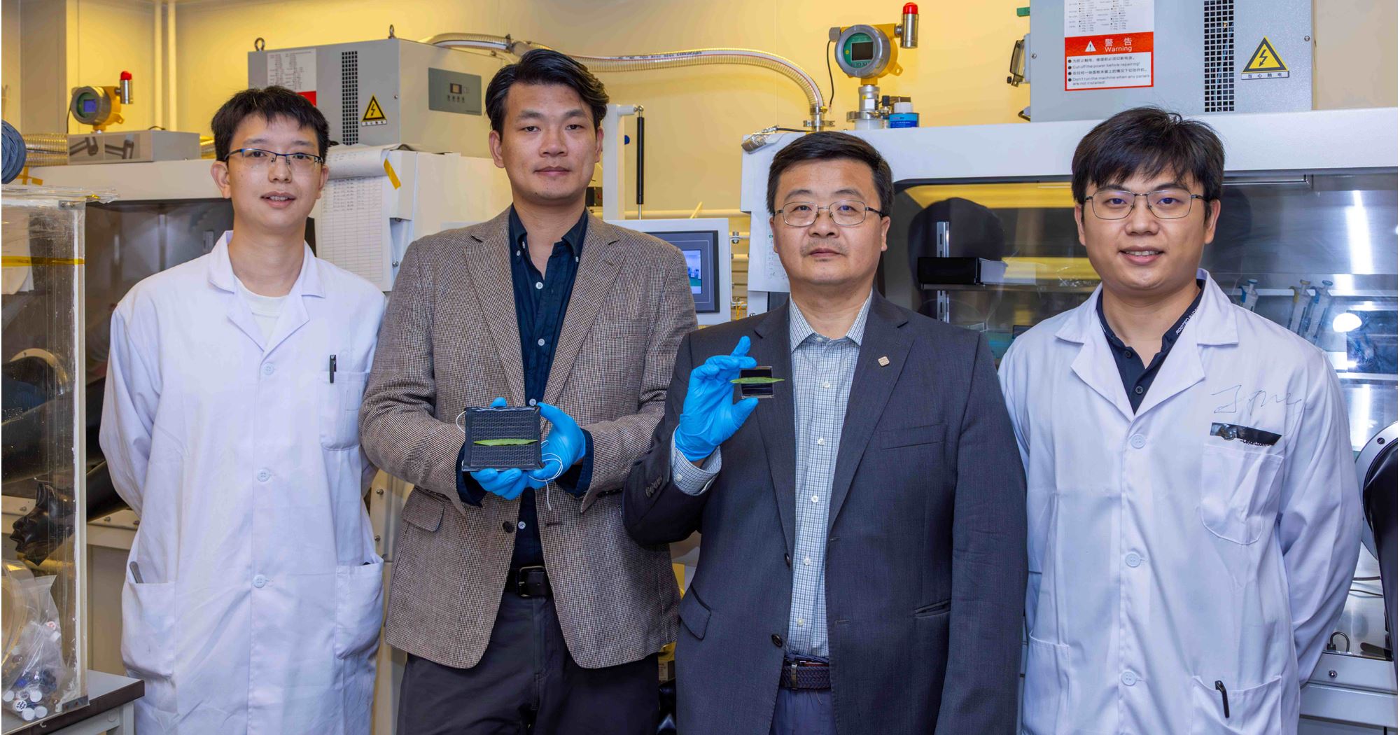 Durable Perovskite–Organic Tandem Solar Cells Advance Thin-Film Solar Technology